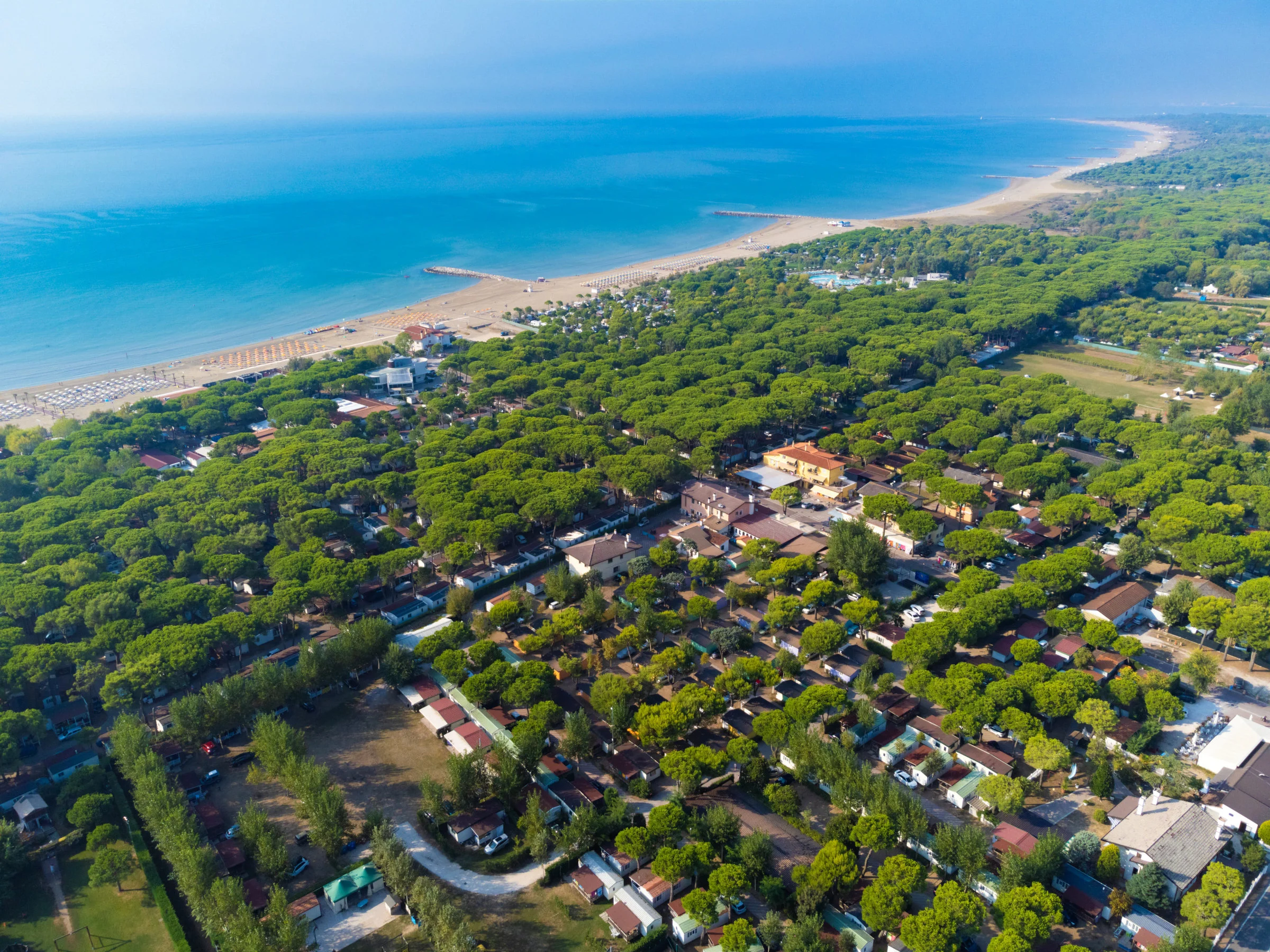 Foto aerea panoramica della spiaggia di Cavallino
